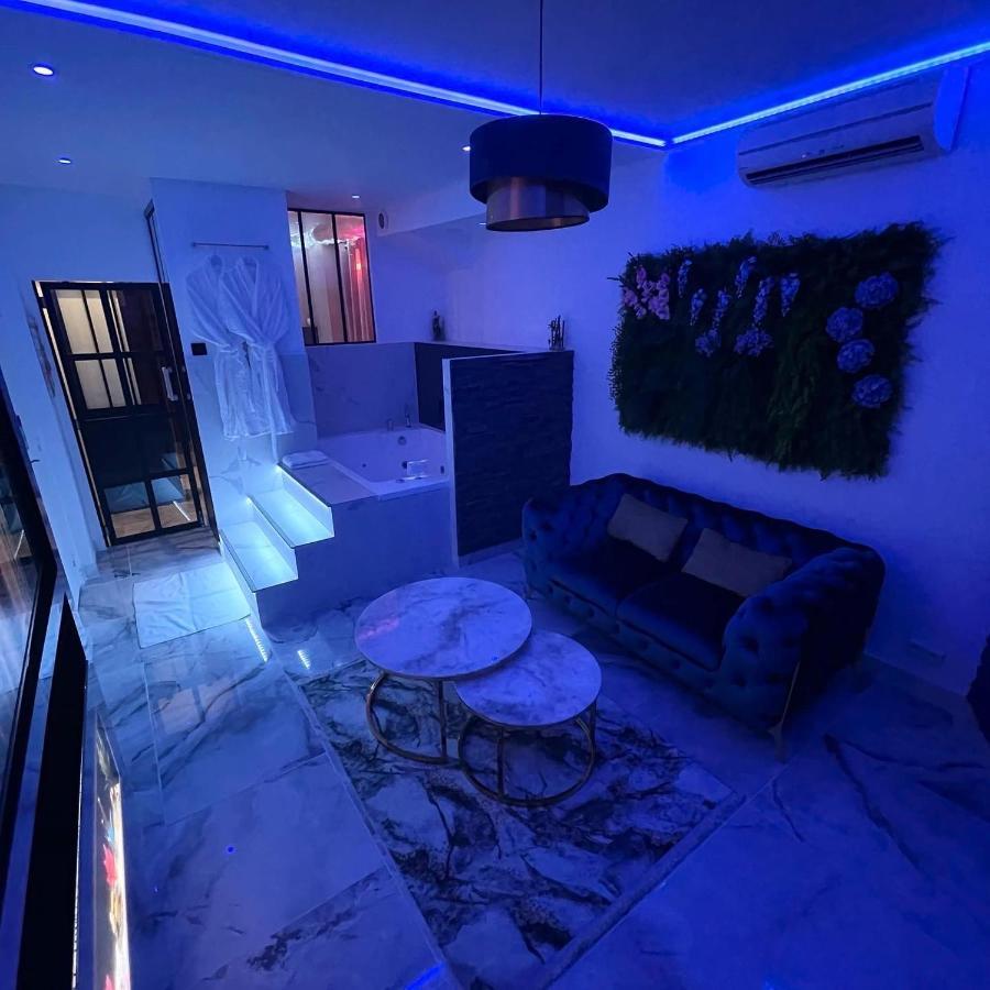 Appartamento Le Blue Aubervilliers Esterno foto